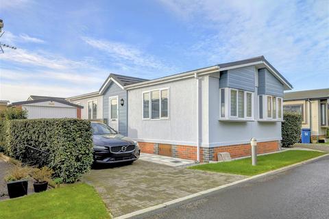 Orchard Park, Gloucester GL2 2 bed park home for sale