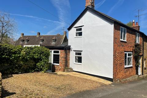 Back Lane, Scaldwell, Northampton... 2 bed cottage for sale