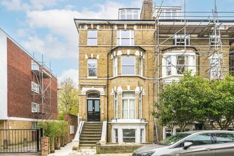 Cardigan Road, Richmond TW10 3 bed flat for sale