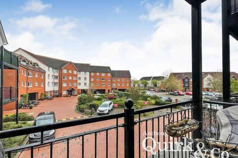 Tylers Ride, Chelmsford, CM3 1 bed flat for sale