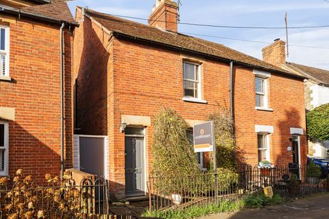 Kiln Lane, Wheatley, Oxfordshire 3 bed semi