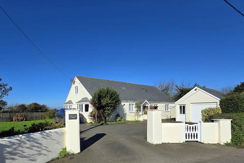 Watertown, Appledore 5 bed detached house for sale