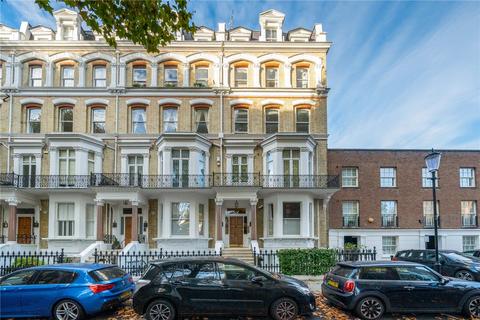 London W8 1 bed apartment for sale