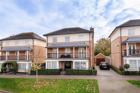 Buckingham Road, Epping 6 bed detached house for sale