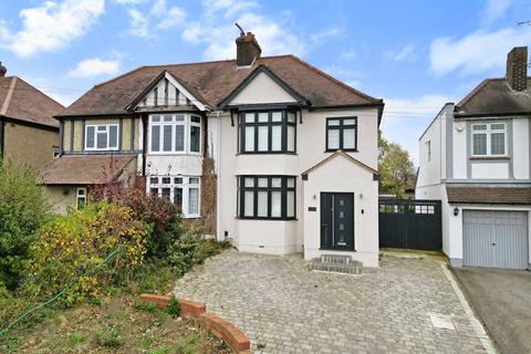 Galleywood Road, Chelmsford 3 bed semi