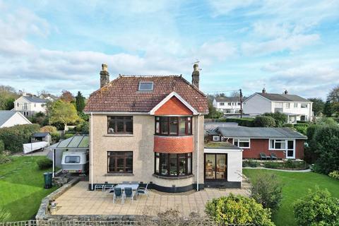 Tregorrick, Nr. St Austell, Cornwall 4 bed detached house for sale