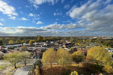 Phipps Bridge Road, Mitcham CR4 3 bed apartment for sale