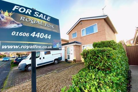 Chestnut Grove, Barnton 3 bed detached house for sale