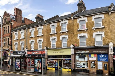 5 bedroom terraced house for sale