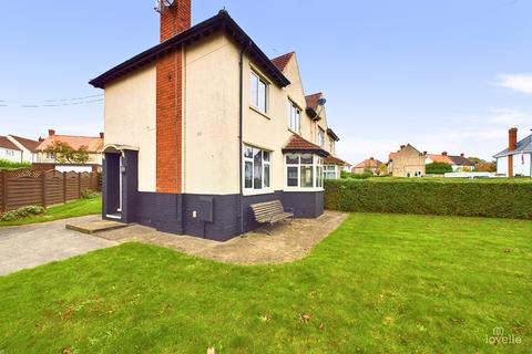 Tofts Road, North Lincolnshire DN18 3 bed semi