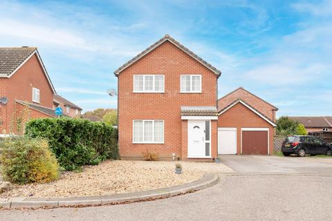 Seckar Drive, Scarning 3 bed detached house for sale