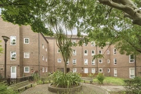 Grove Road, London W5 2 bed flat for sale