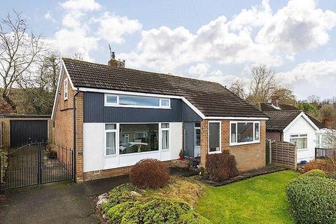 Hall Drive, Ilkley LS29 4 bed detached bungalow for sale