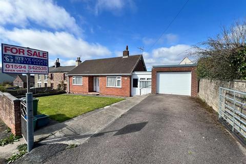 Stockwell Green, Cinderford GL14 2 bed detached bungalow for sale