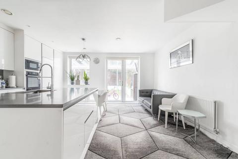 Artisan Place, Wealdstone, Harrow, HA3 4 bed end of terrace house for sale