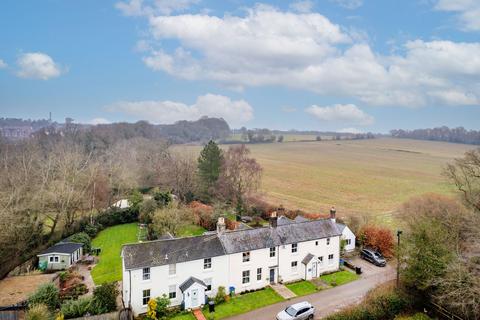 Colwell Lane, Haywards Heath, RH17 4 bed cottage for sale