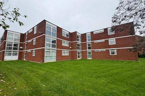 Ridgeway Court, Aylesbury... 2 bed flat for sale