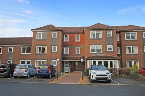 Arden Court, Northallerton DL6 2 bed apartment for sale