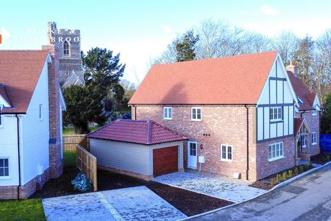 Tamarisk Close, Kirby le Soken 4 bed detached house for sale