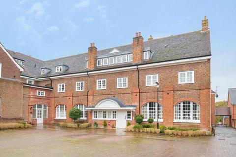 Abbess Way, Waterlooville PO7 2 bed flat for sale