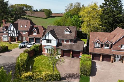 Franklin Drive, Blythe Bridge, ST11 6 bed detached house for sale