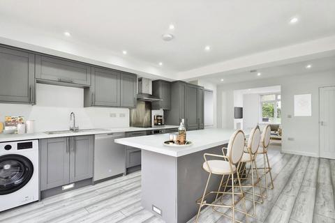 Rose Hill, Braintree CM7 2 bed terraced house for sale