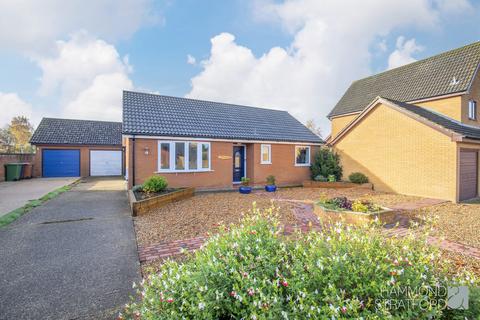 Springfields, Attleborough 2 bed detached bungalow for sale