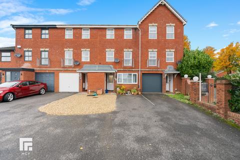 Clos Mancheldowne, Barry CF62 4 bed townhouse for sale