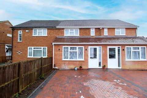 Lalleford Road, Luton 4 bed terraced house for sale