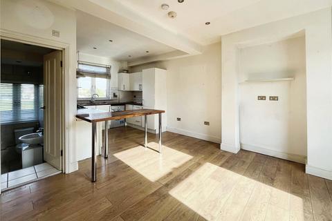 Rutland Walk, London SE6 2 bed maisonette for sale