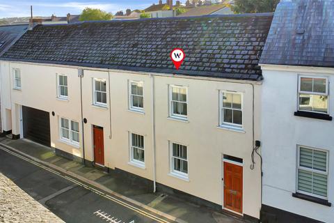 North Road, Bideford, Devon, EX39 2 bed terraced house for sale