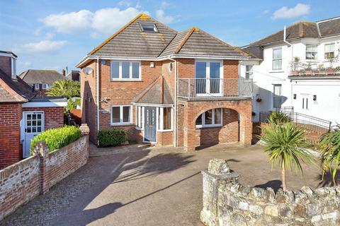 Cliff Road, Lake, Isle of Wight 4 bed detached house for sale