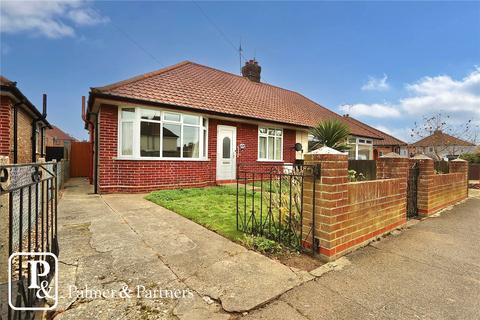 Corton Road, Ipswich, Suffolk, IP3 2 bed bungalow for sale