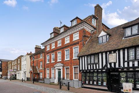 North Street, Ashford, Kent, TN24 2 bed apartment for sale