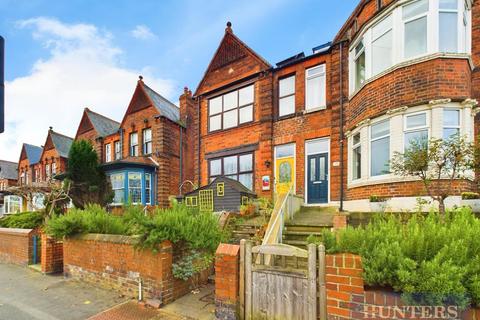 Seamer Road, Scarborough 4 bed semi