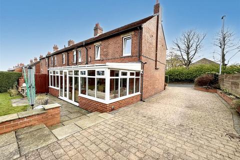 Storthes Hall Lane, Kirkburton... 3 bed end of terrace house for sale