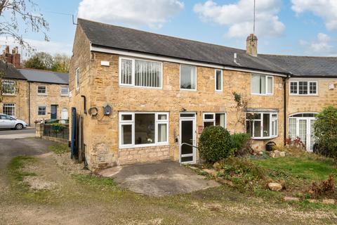 Carr Beck Close, Bramham, Wetherby... 3 bed semi