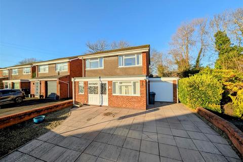 Sycamore Close, Malvern 3 bed detached house for sale