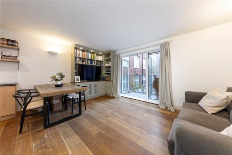 Lurline Gardens, London, SW11 1 bed apartment for sale