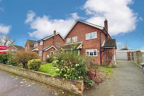 Westfield Close, Fleggburgh, NR29 4 bed house for sale