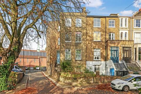 Leighton Crescent, London 2 bed apartment for sale
