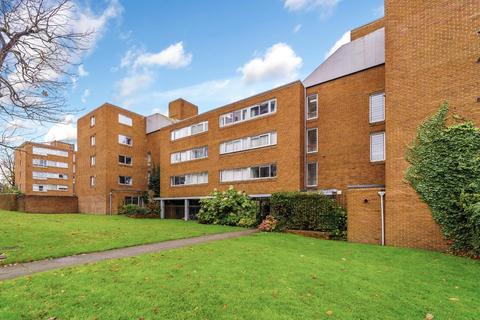 Homefield Park, Sutton 1 bed flat for sale