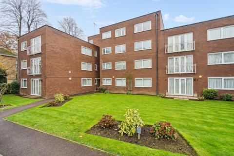 Derby House, Chesswood Way, Pinner HA5 2 bed apartment for sale