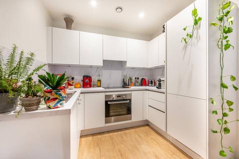 Chapman House, Upton Park, LONDON, E13 1 bed flat for sale