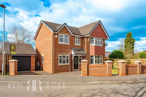 Spinners Close, Coppull, Chorley 4 bed detached house for sale