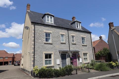 Clarks Meadow, Shepton Mallet, Somerset 3 bed townhouse for sale