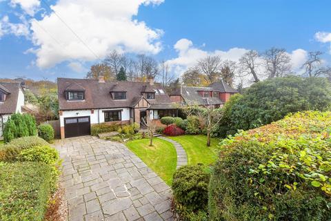 Rowplatt Lane, Felbridge, Surrey 4 bed detached house for sale