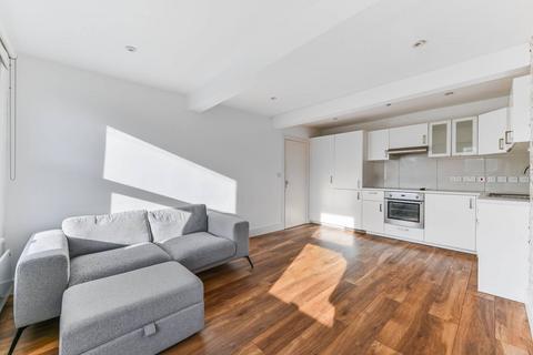 Coombe Road, Croydon, CR0 2 bed flat for sale