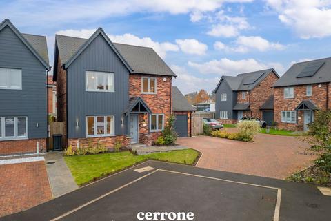 Studley B80 4 bed detached house for sale