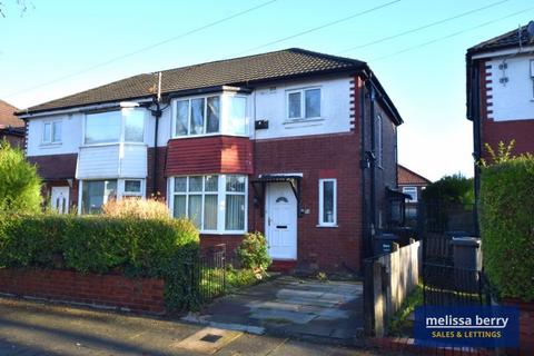 Buckingham Avenue, Manchester M45 3 bed semi